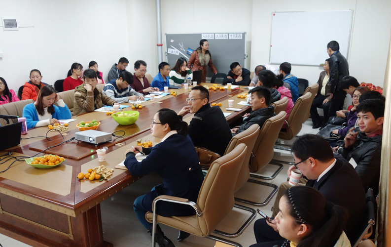 目前天度客戶沙龍已順利舉行4期，我們將一直秉承全公益、凈干貨、不推銷產(chǎn)品的理念，助力天度新老客戶開展網(wǎng)絡(luò)營銷和移動互聯(lián)網(wǎng)營銷。